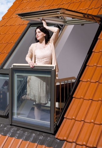 Картинка товара Мансардное окно-балкон Fakro FGH-V P2 Galeria Lux